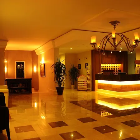 Ξενοδοχείο Hisar Club 3*