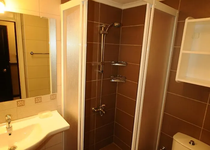 فندق Hisar Club 3*