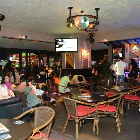 Szálloda Hisar Club