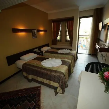 Hisar Club Szálloda