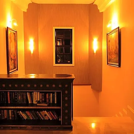 Hotel Hisar Club 3*