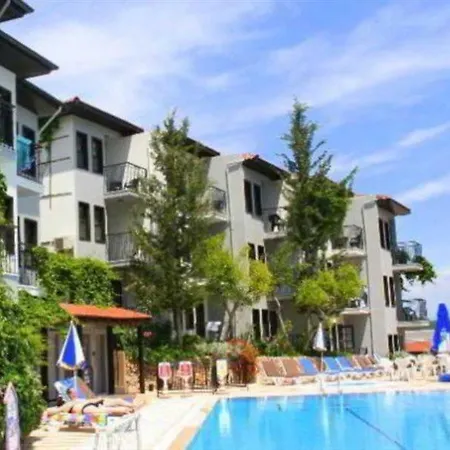 Hisar Club Szálloda