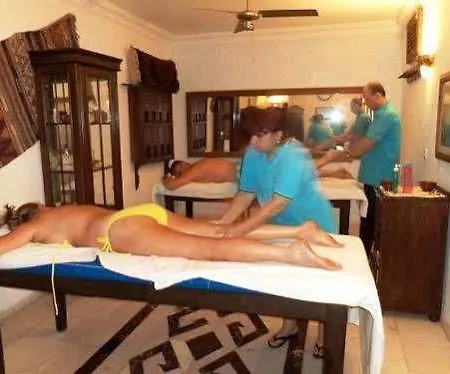 Hisar Club Hotel 3*