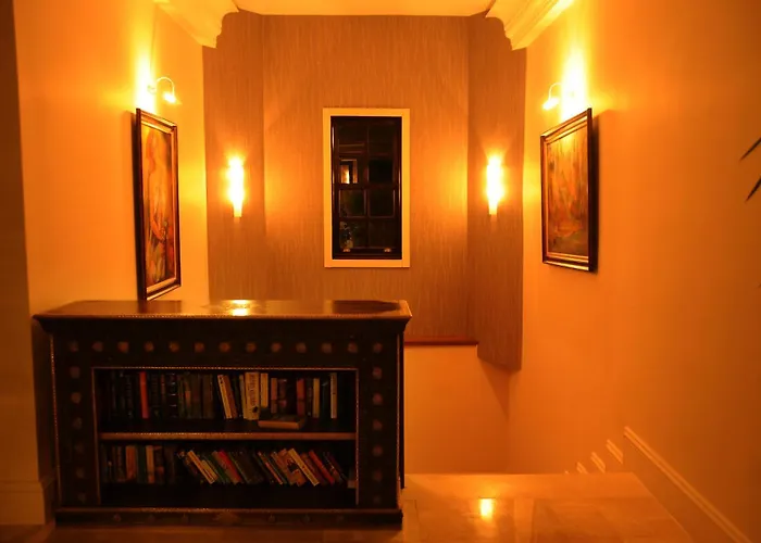 Отель Hisar Club